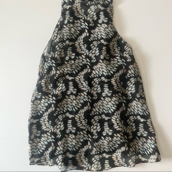 Elizabeth and James Bordered Scarlet Blouse - Picture 4 of 6